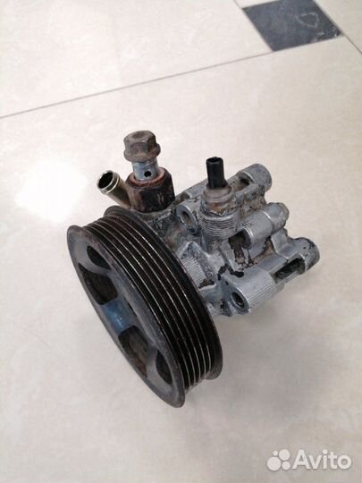 Насос гидроусилителя руля Toyota Rav 4 внедорожник