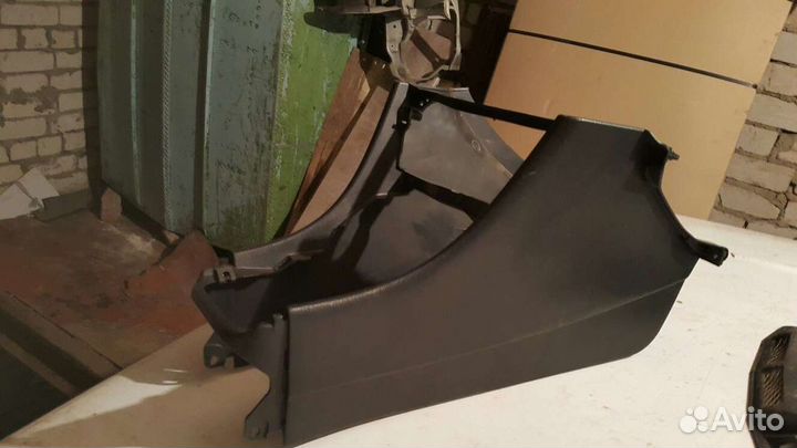 Пластик салона и багажника Toyota Celica 202/205