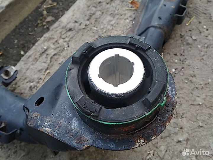 Подрамник Ленд Ровер Фрилендер 2. 2.2 дизель