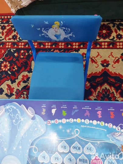 Детский столик и стульчик