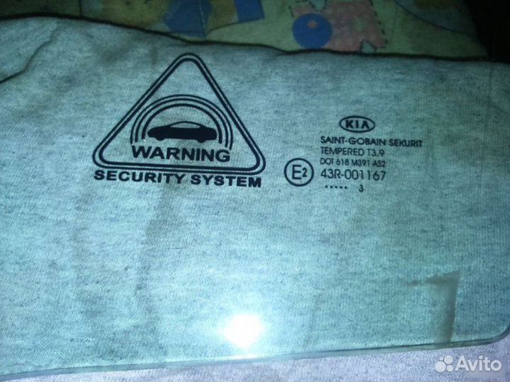 Стекло переднее левое Kia Сeed JD 2012-2015