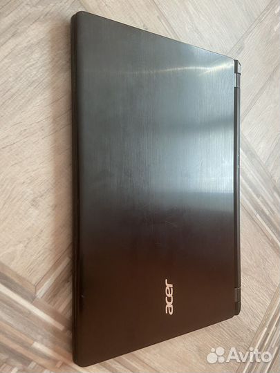 Acer aspire v5 573G
