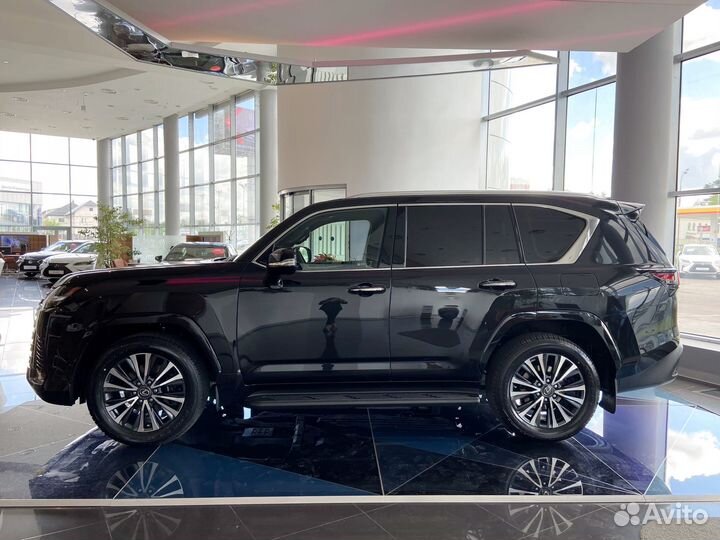 Lexus LX 3.5 AT, 2022