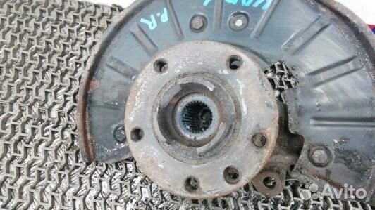 Ступица передняя правая audi Q7 (UAD01N901)