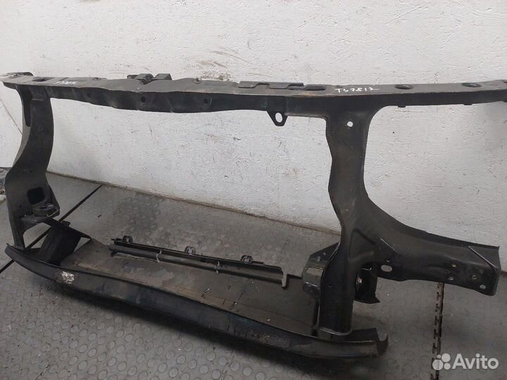 Рамка передняя Volkswagen Transporter 5, 2004