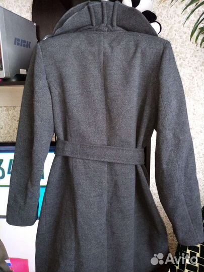 Пальто женское размер50 новое