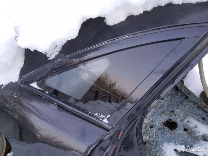 Форточка кузова infiniti fx35 fx45