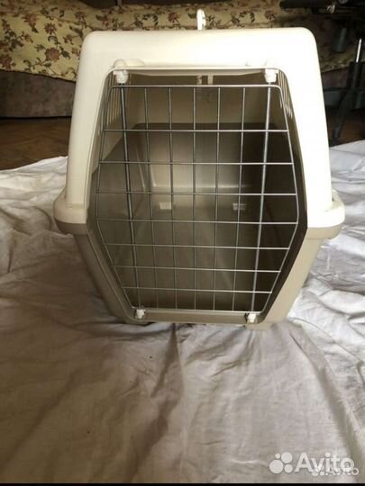 Переноска для кошек и собак