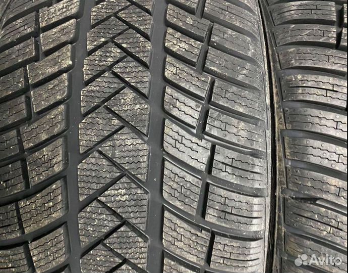 Vredestein Wintrac Pro 275/35 R21 и 315/30 R21 105Y