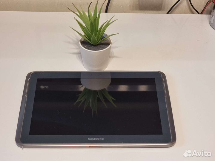 Планшет Sansung GT-N8000