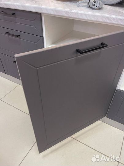 Кухня со столешницей. Цена за всё