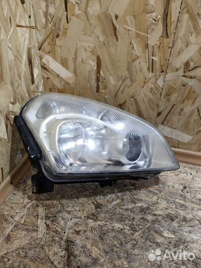 Фара Правая Ниссан кашкай J10 до рестайл Оригинал