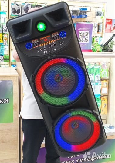Музыкальная большая Bluetooth колонка