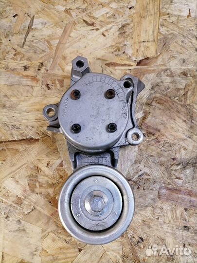 Натяжитель Toyota Hiace H200 1GD-FTV 2.8