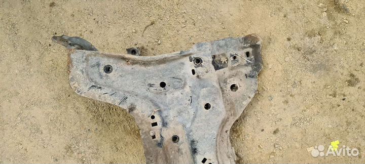 Подрамник peugeot 308 пежо 308 балка подмоторная