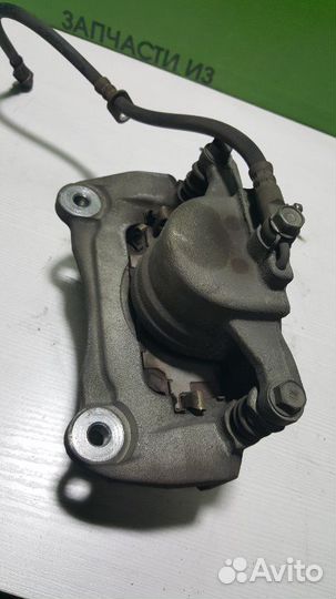 Суппорт передний левый Toyota Harrier GSU30W 2GR