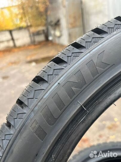 iLink Wintervorhut Stud II 245/45 R18 и 275/40 R18 103H