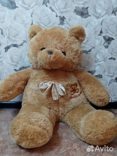 Мягкие игрушки заяц, тигр и медведь