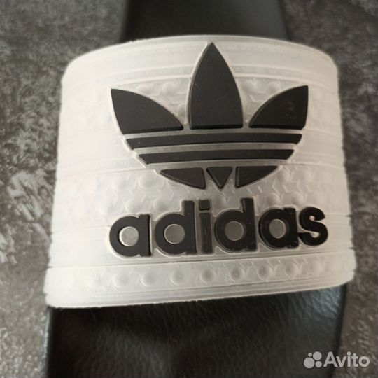 Сланцы adidas чёрные