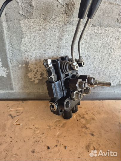 Распределитель на т 25-т 30