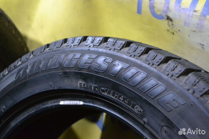 Bridgestone Blizzak Revo GZ 205/55 R16