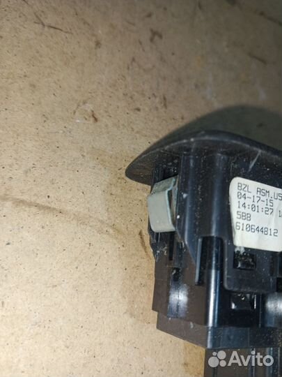 Кнопка стеклоподъемника Ford Explorer 5