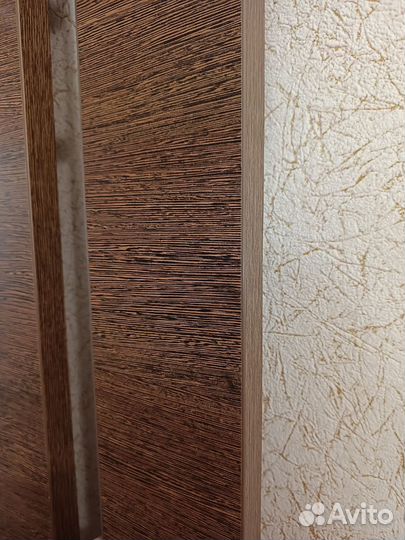 Прихожая вешалка