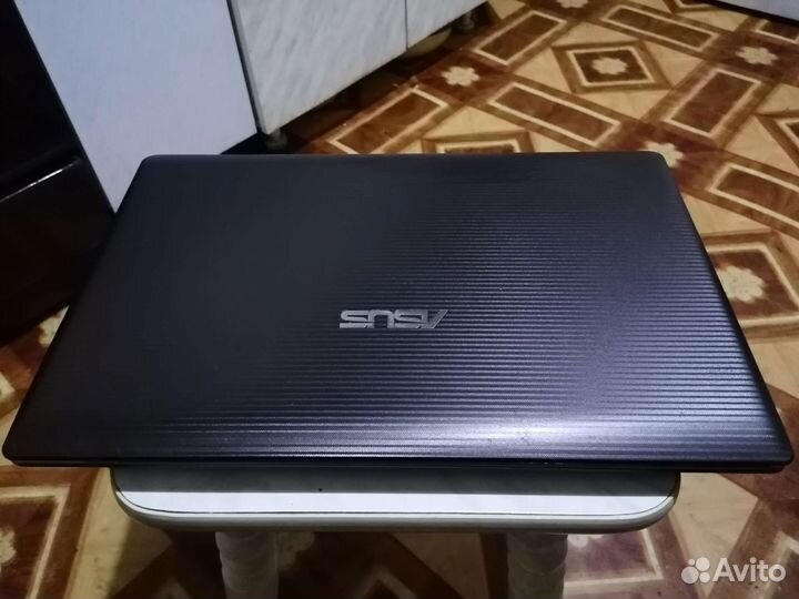 Ноутбук Asus k55v