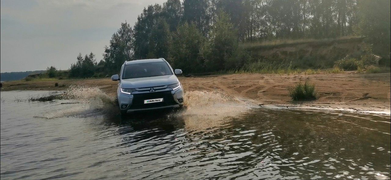 Mitsubishi Outlander: фото владельца