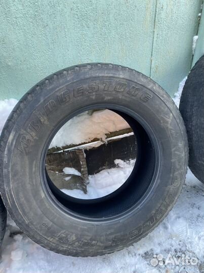 Bridgestone Dueler H/T 265/65 R17