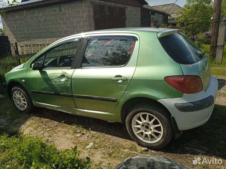 Peugeot 307 1.6 МТ, 2002, 200 000 км