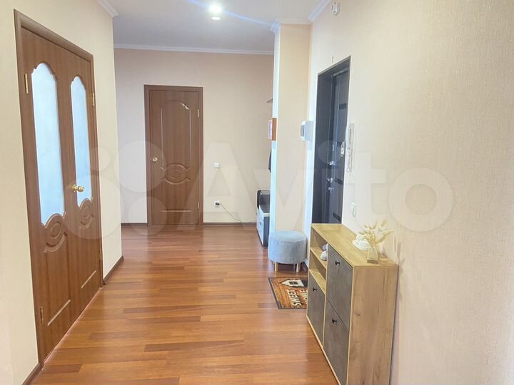 2-к. квартира, 64 м², 5/12 эт.