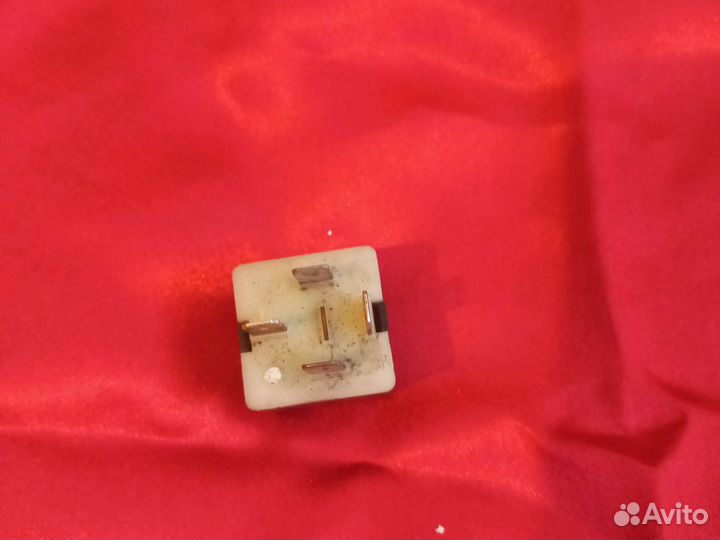 Реле 204 Audi Volkswagen