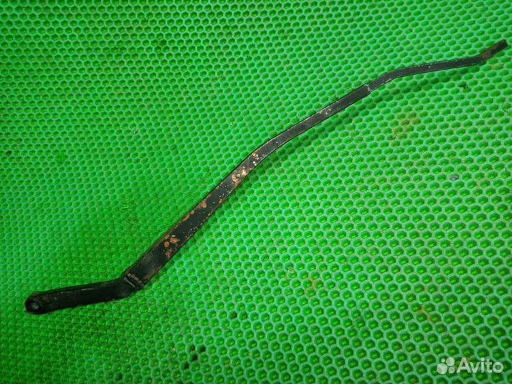 Рычаг щетки Daewoo Leganza C20SED 1999