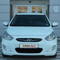 Hyundai Solaris 1.6 AT, 2012, 200 000 км, с пробегом, цена 966 000 руб.