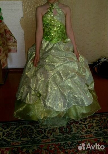 Платье на девочку