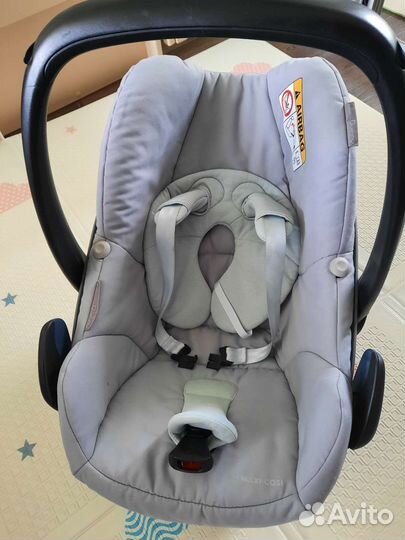 Детское автокресло от 0 maxi cosi