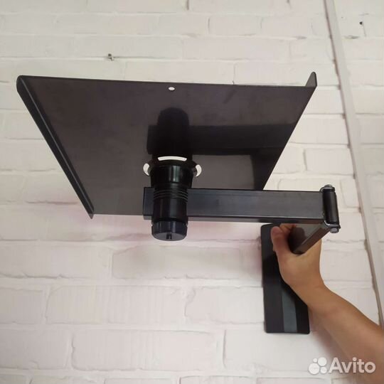 Кронштейн под телевизор или микроволновку