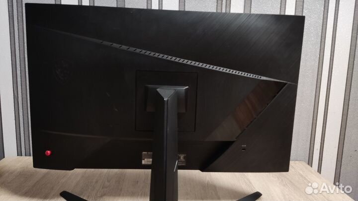 FullHd IPS монитор 24 дюйма 144Hz MSI