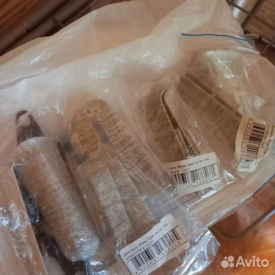 Плинтус напольный орех