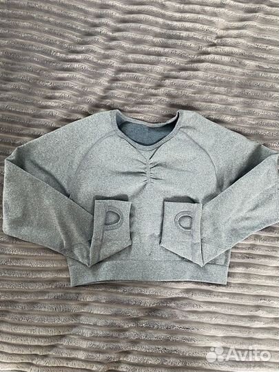 Костюм женский для тренировок размер s