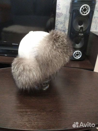 Шапка с мехом чернобурки с ушами