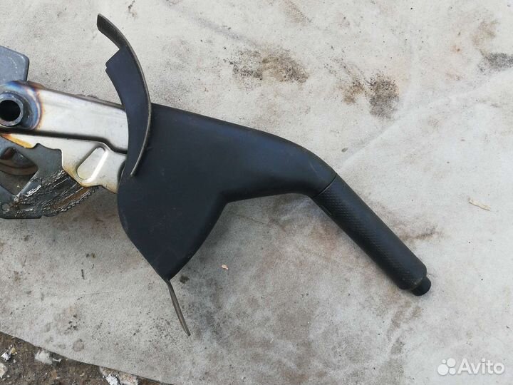 Рычаг ручного тормоза Мазда 3 вк