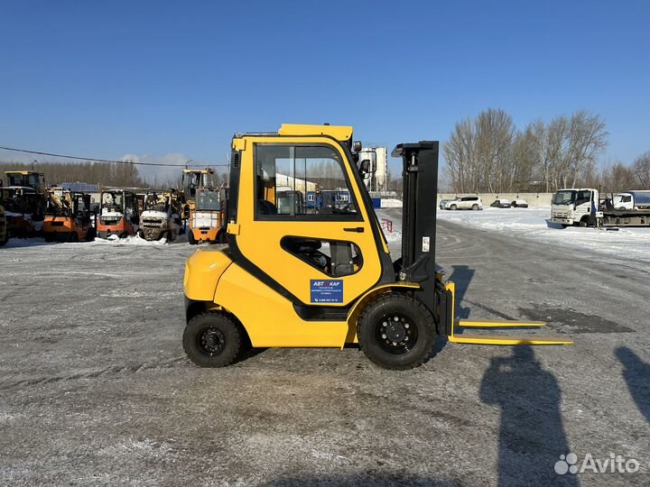 Вилочный погрузчик Komatsu FD20T-17, 2010