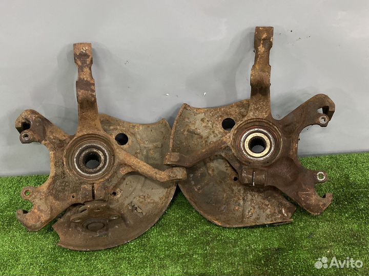 Кулак volkswagen golf 3