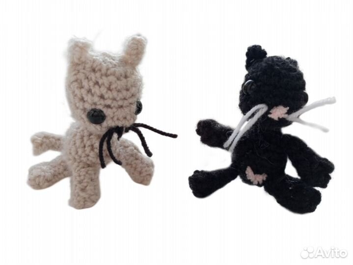 Нелепые вязаные котята