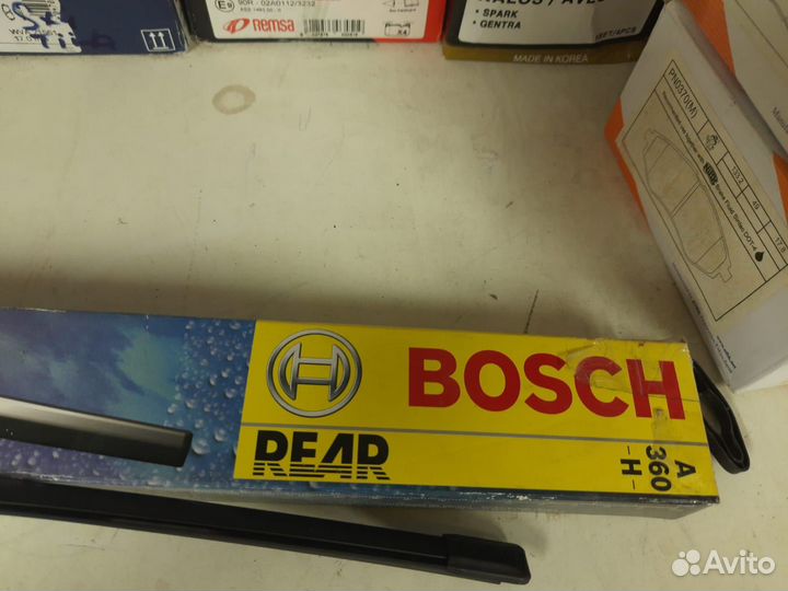 Щетка стеклоочистителя задняя VW Touareg 10/Q7 15