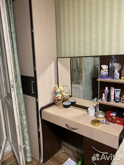 Туалетный столик