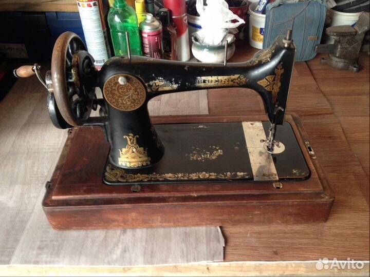 Швейная машинка Singer