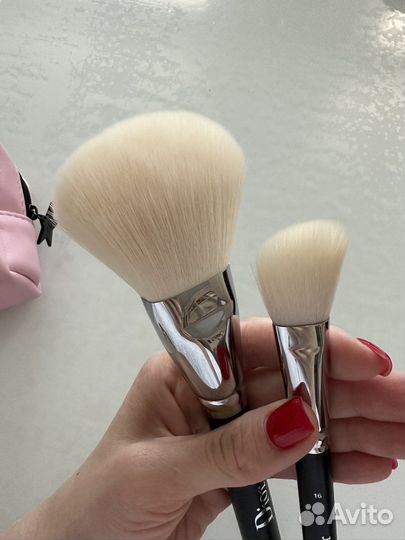Кисти для макияжа dior